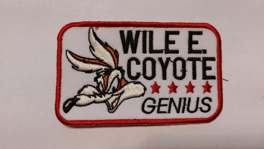 WILE E. COYOTE GENIUS Patch Patch Rectangle 10x6cm ROAD RUNNER LOONEY TUNES.