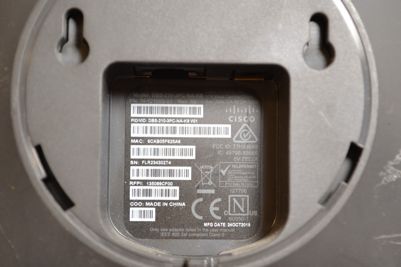 GENUINE CISCO Model: DBS-210-3PC-NA-K9 Phone, Charger & Base