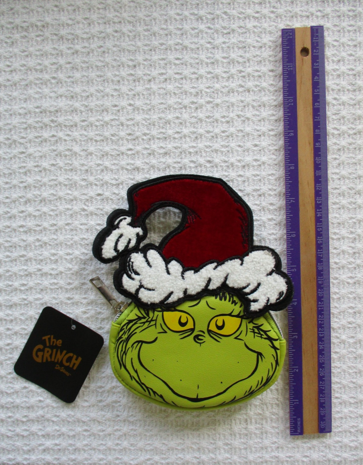 Dr. Seuss The Grinch Small Zip Coin Purse New 6.5" Bioworld