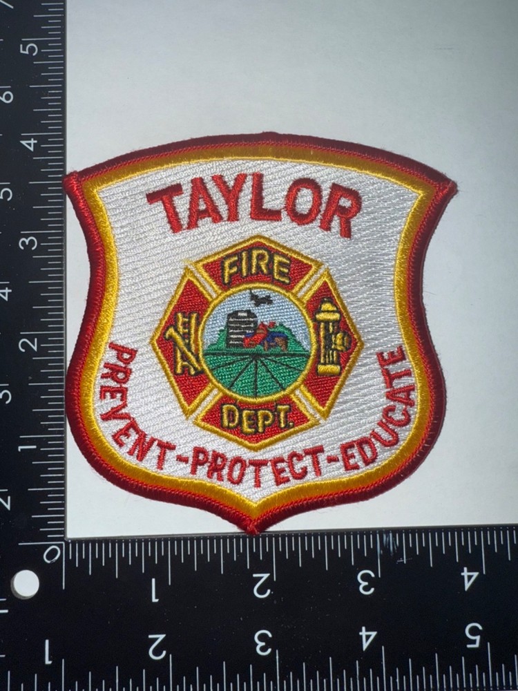 Taylor Michigan MI Fire Department Shoulder Patch Obsolete Embroidered