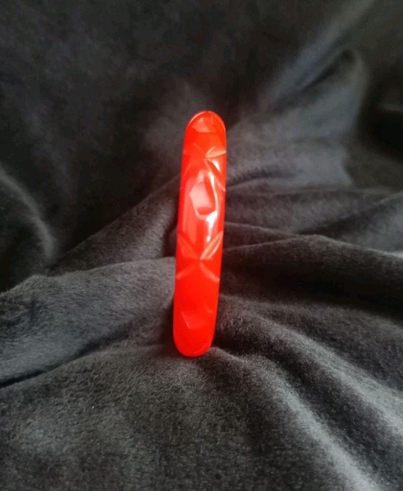 Vintage Bakelite Lucite Hand Carved Ruby Red Bangle 2.5" Diameter