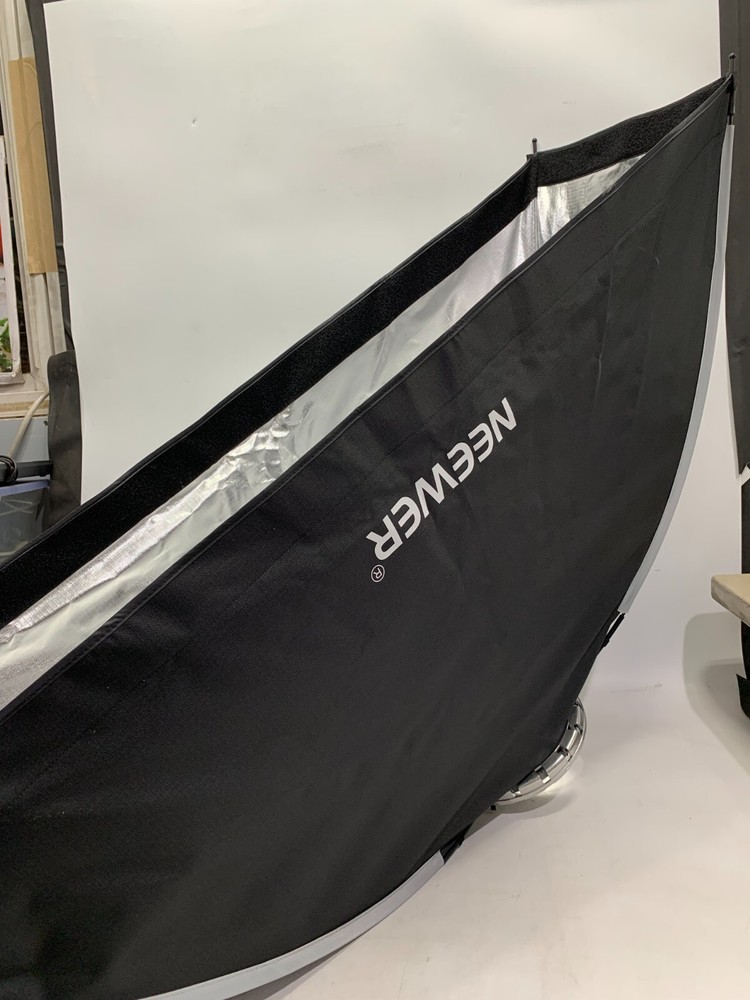NEEWER 12"x47"/30x120cm Rectangular Folding Softbox w/Diffusers/Beam Grid/Bag