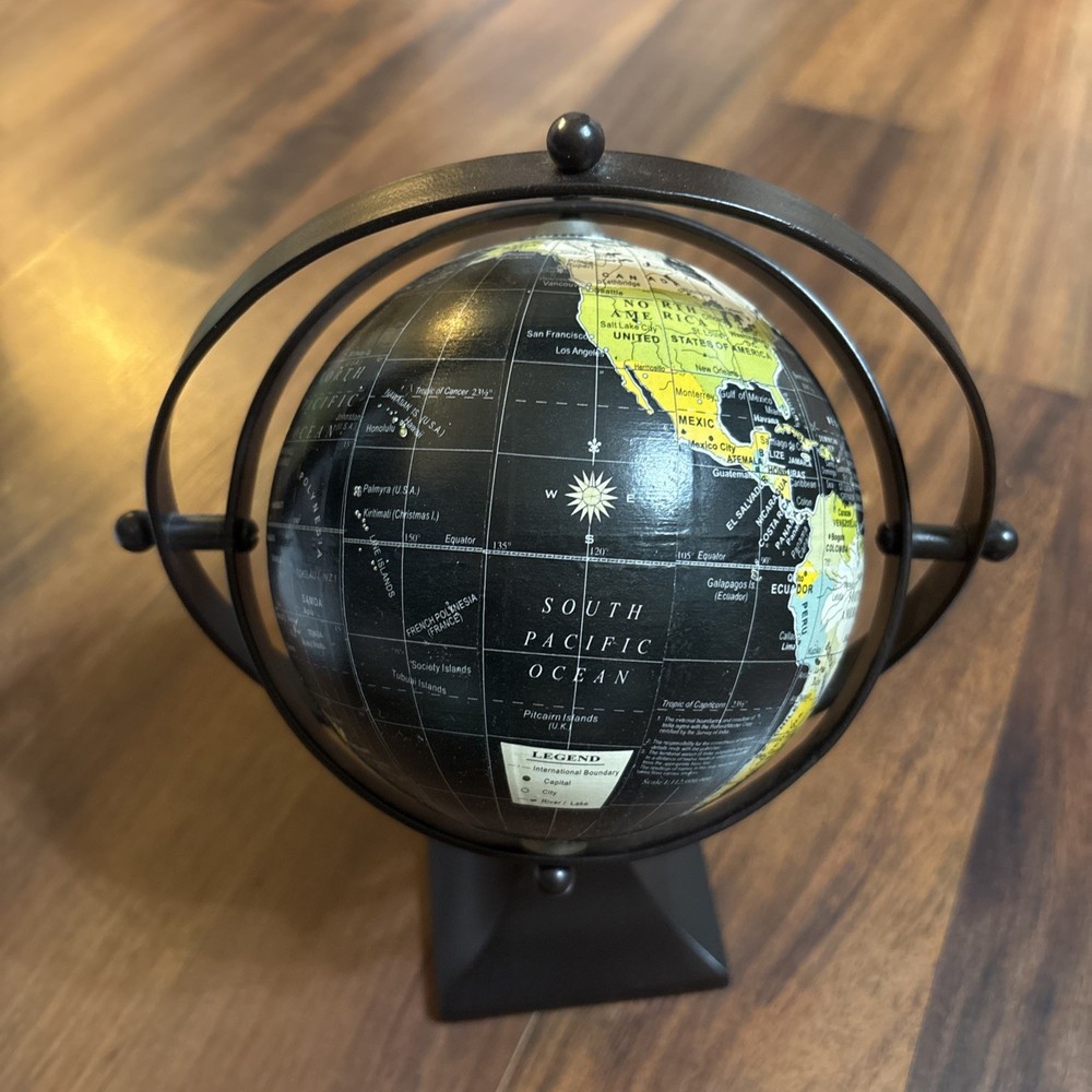 Metal Setting World Globe Spinning Desktop/Office Decor.