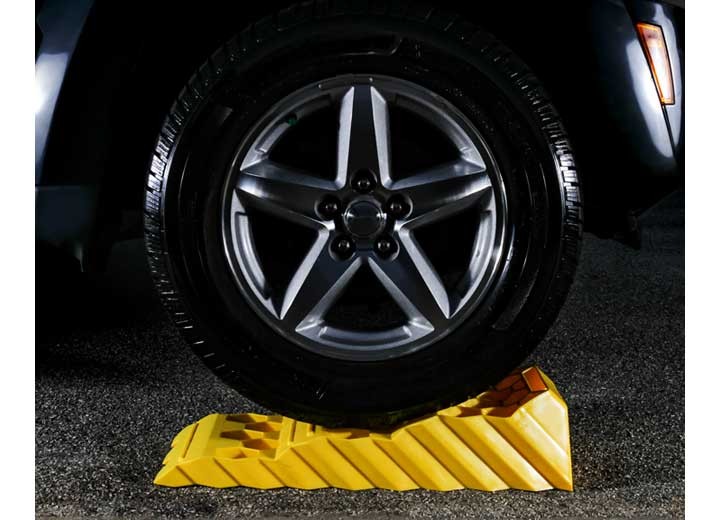 Camco 44575 Super Tri-Leveler, Yellow