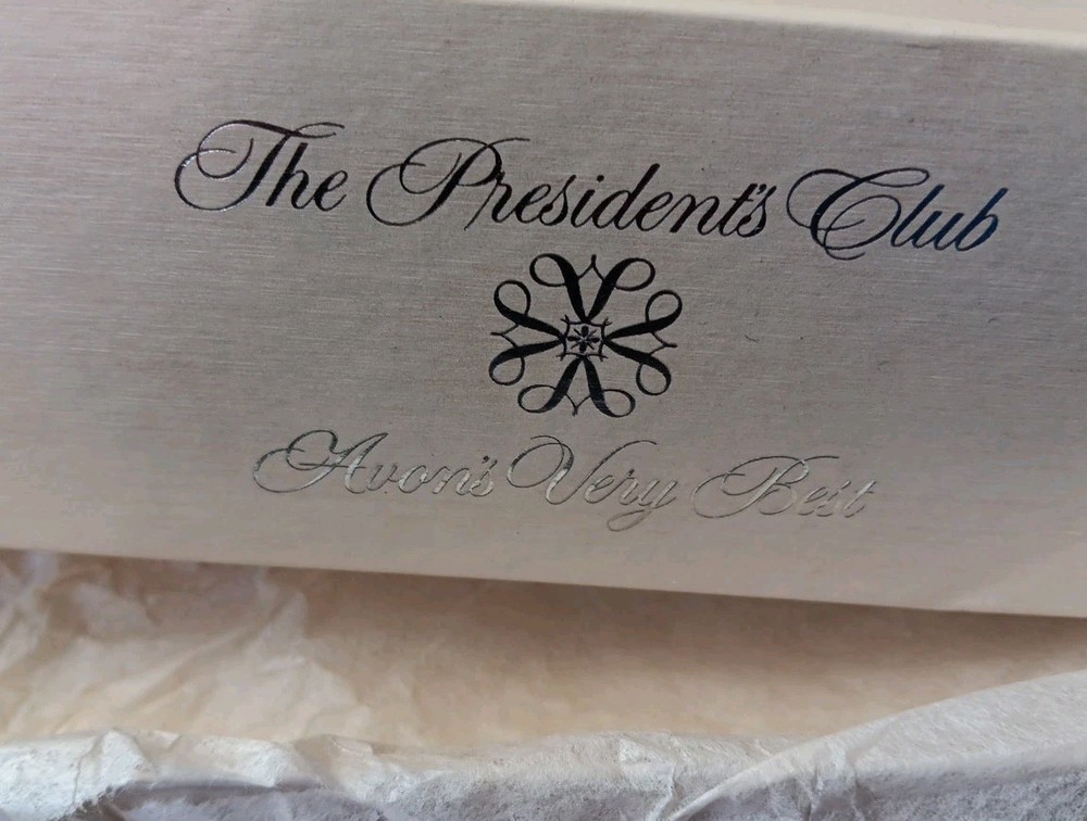 1978 AVON Presidents Club Silver Plate Cake Server-92nd Anniversary
