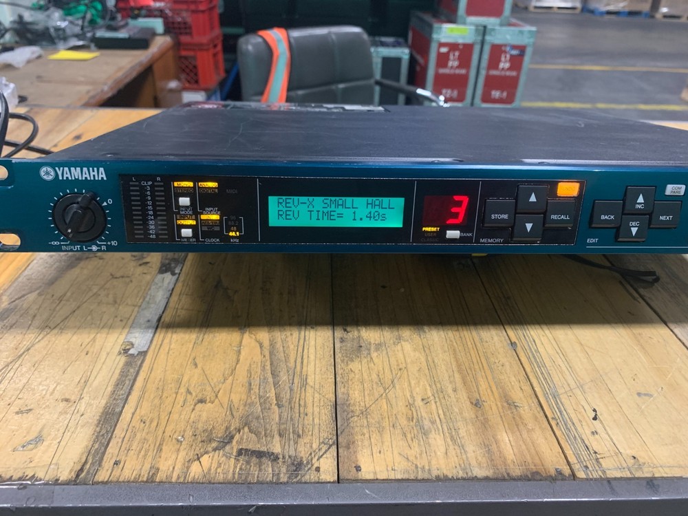 Yamaha SPX2000 Digital Multi-Effects Processor