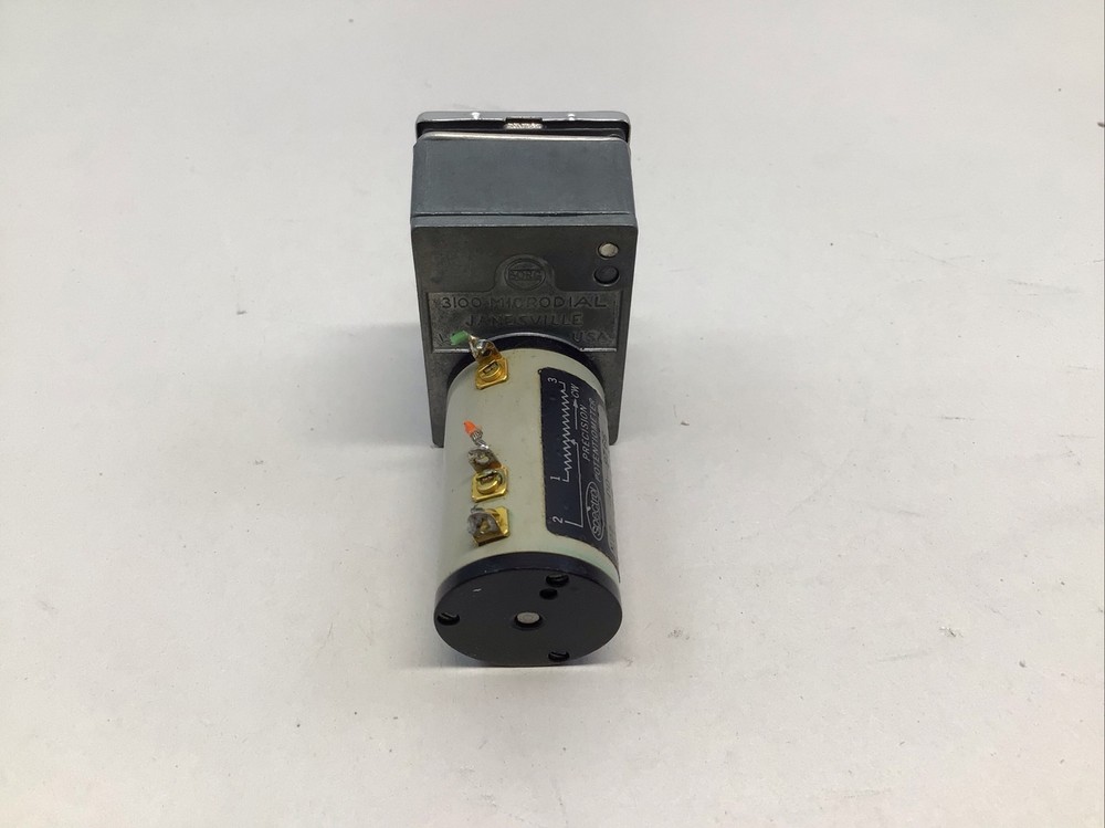 Spectrol Precision Potentiometer With 3100 Microdial Indicator