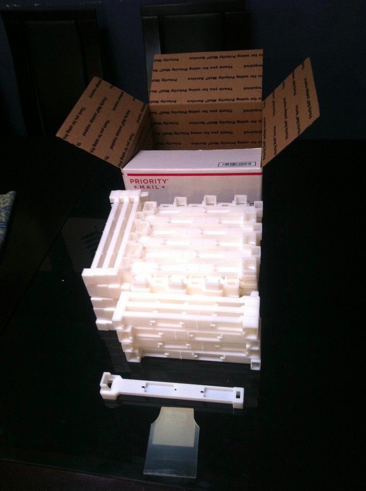 Bee frames Ends Deep  9 1/8" Plastic 100 pc Made in U.S.A.
