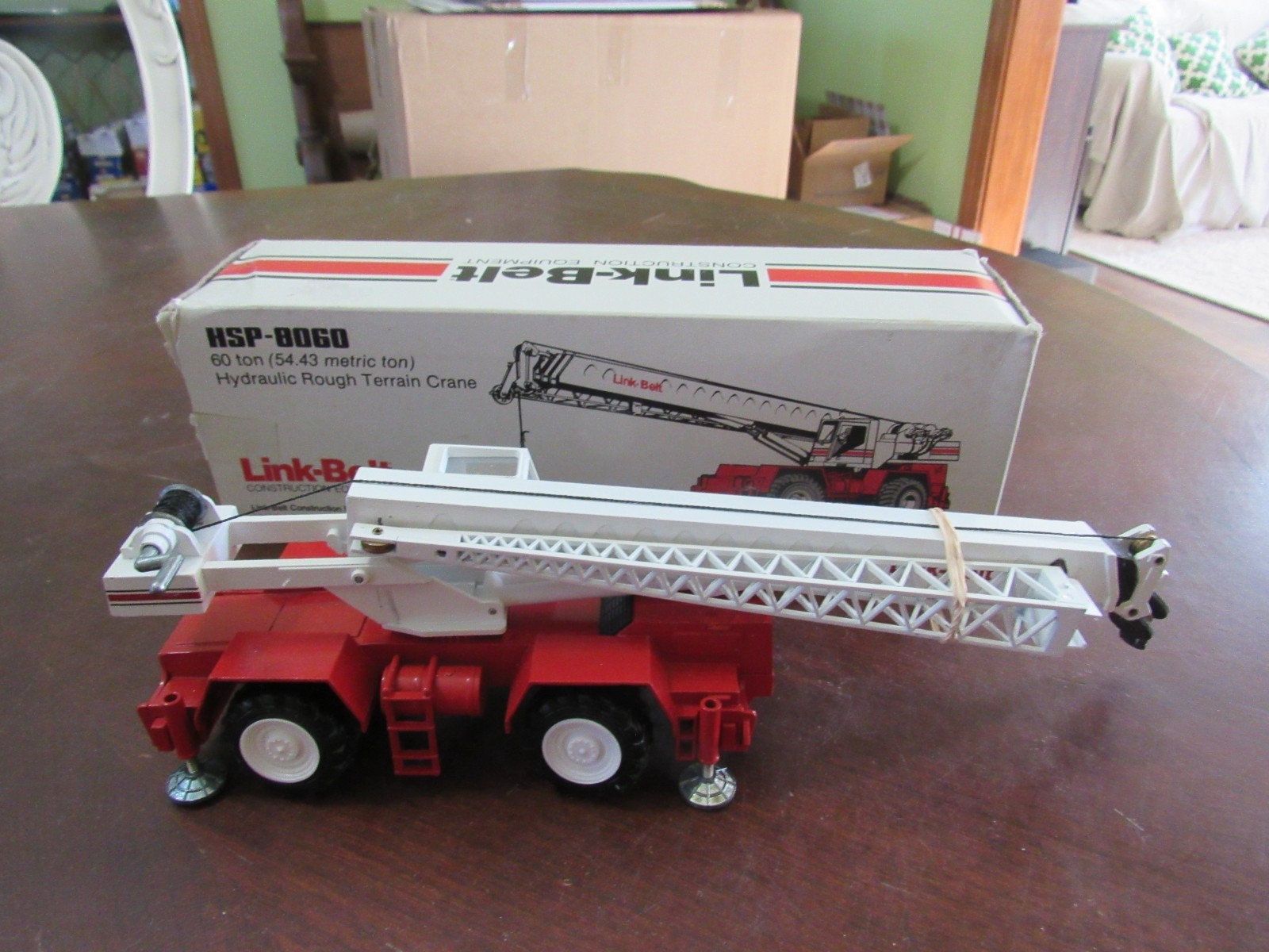 NZG 1/50 LINK-BELT HSP-8060 HYDRAULIC ROUGH TERRAIN CRANE - MIB