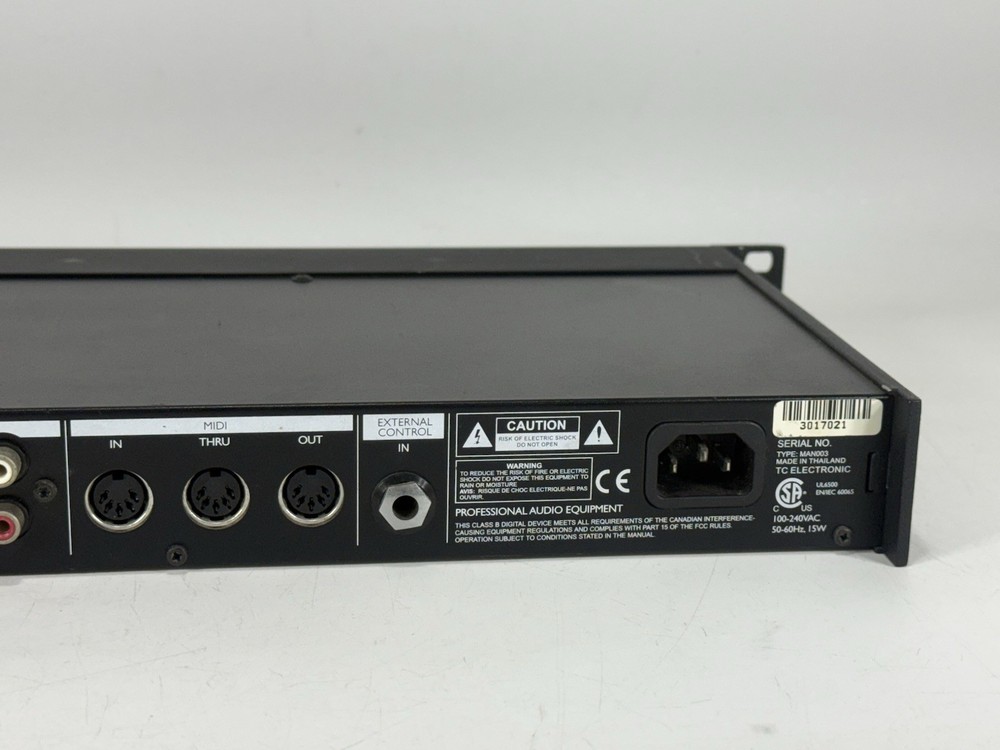 T.C. Electronic M-One Dual Effects Processor ~ TESTED / WORKING