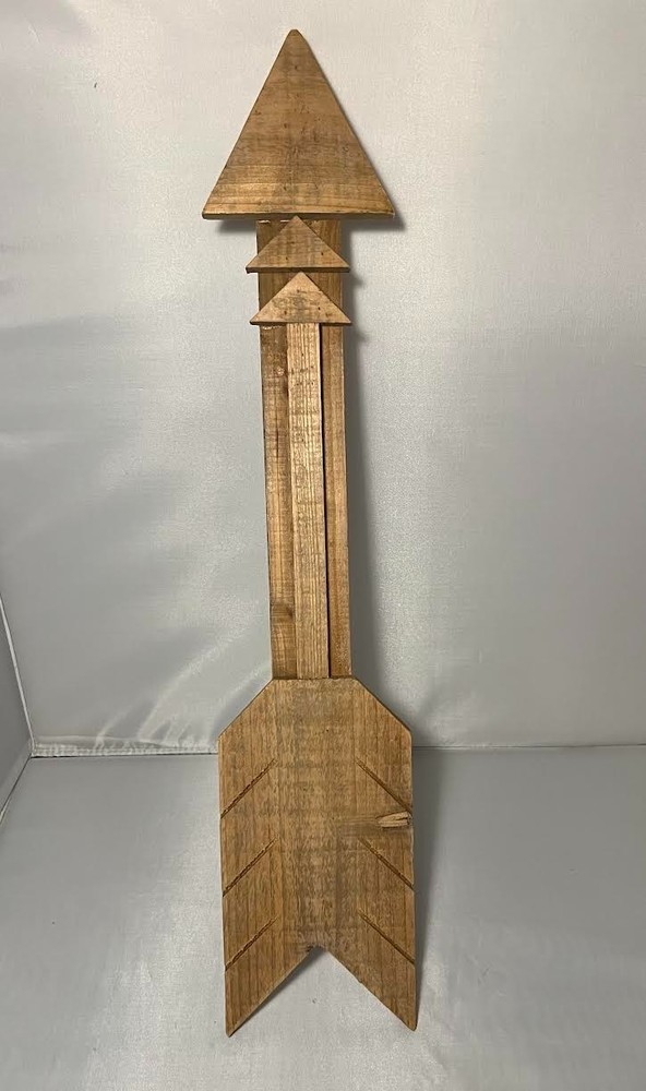 Wood Wall Arrow