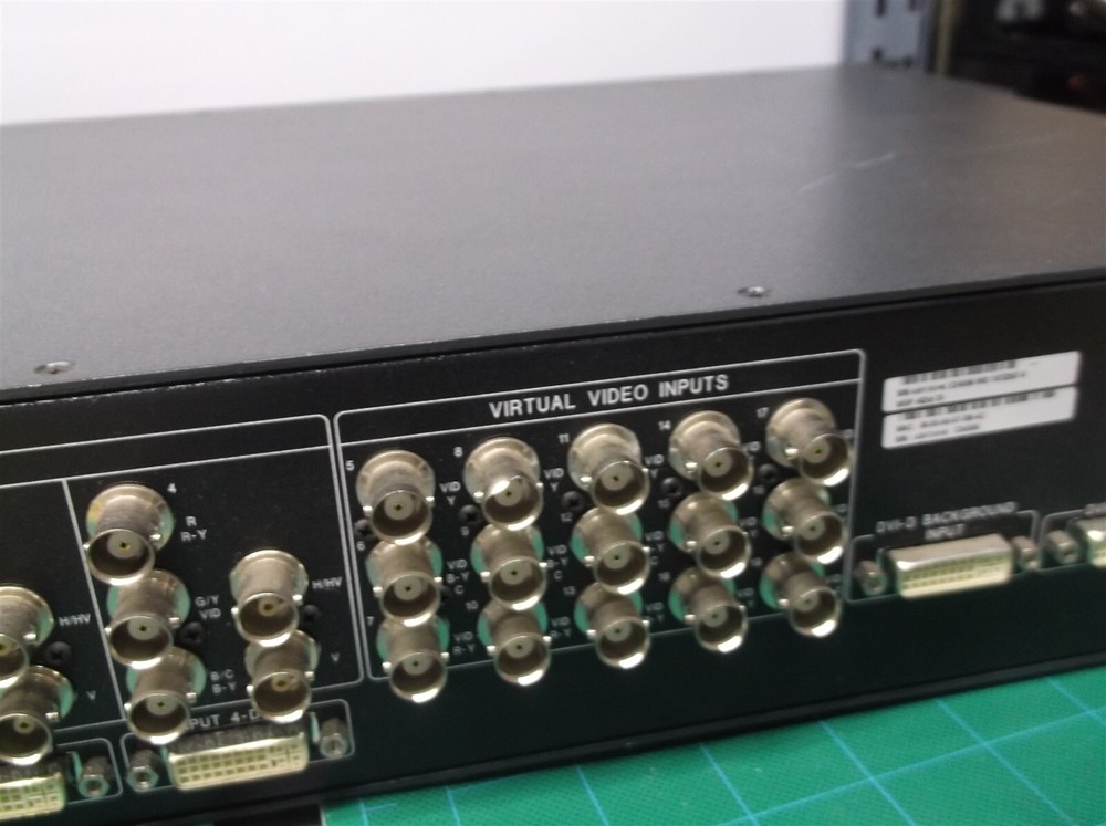 Extron MGP-462xi Multi-Graphic Processor loud fan bent connector missing button