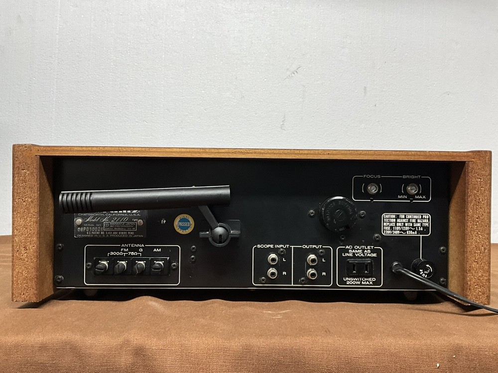 Marantz Model 2110 Stereophonic Tuner