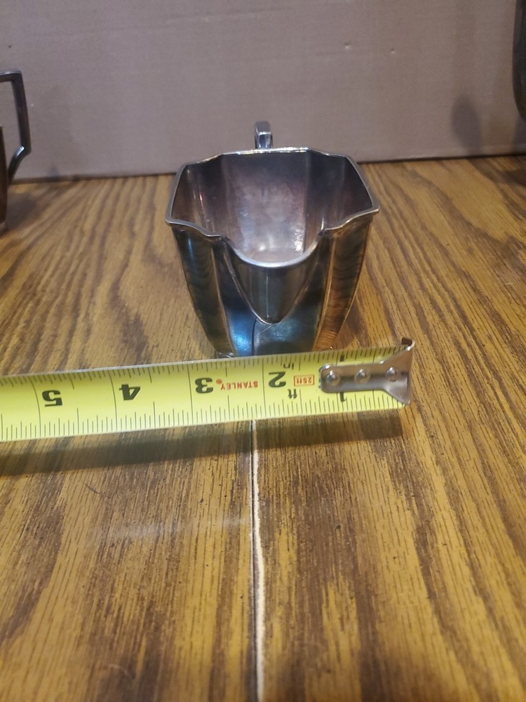 1847 Rogers Bros Tea Set Three-Piece Silver Plate 'Ancestral' Pattern