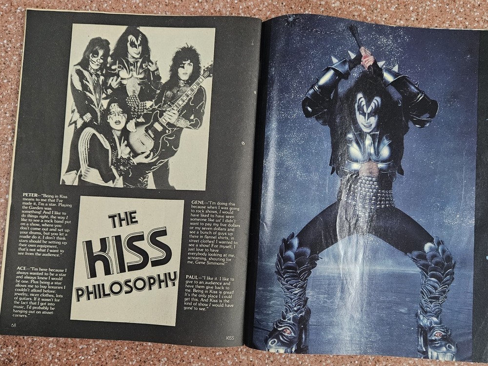KISS CREEM SPECIAL EDITION Magazine 1977 Complete with centerfold poster