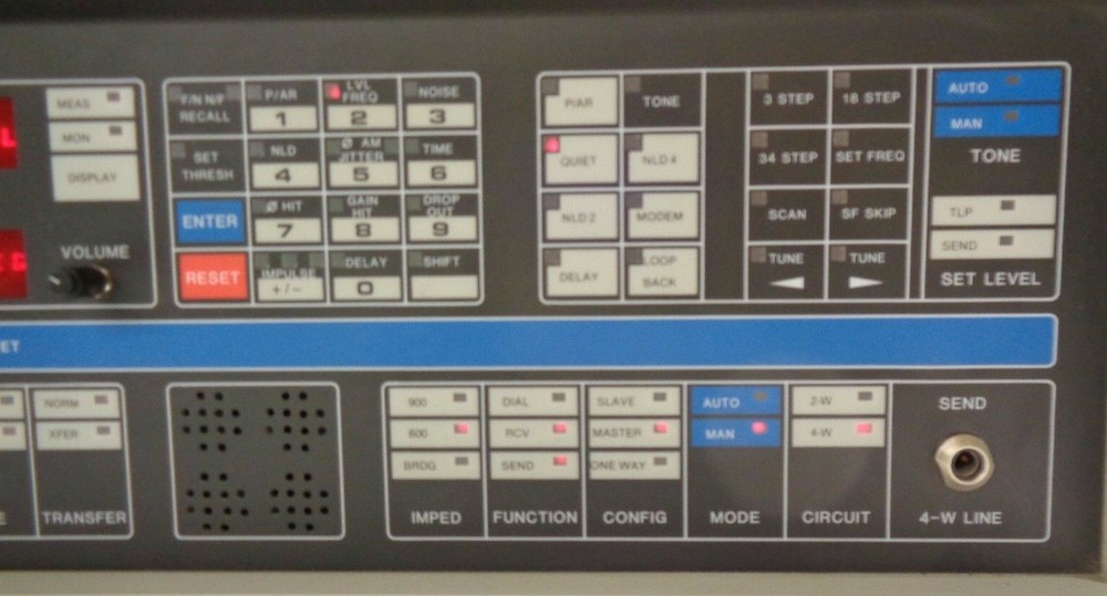 Halcyon Inc. Model 548A Digital Data Test Set (RS-232, EXT)