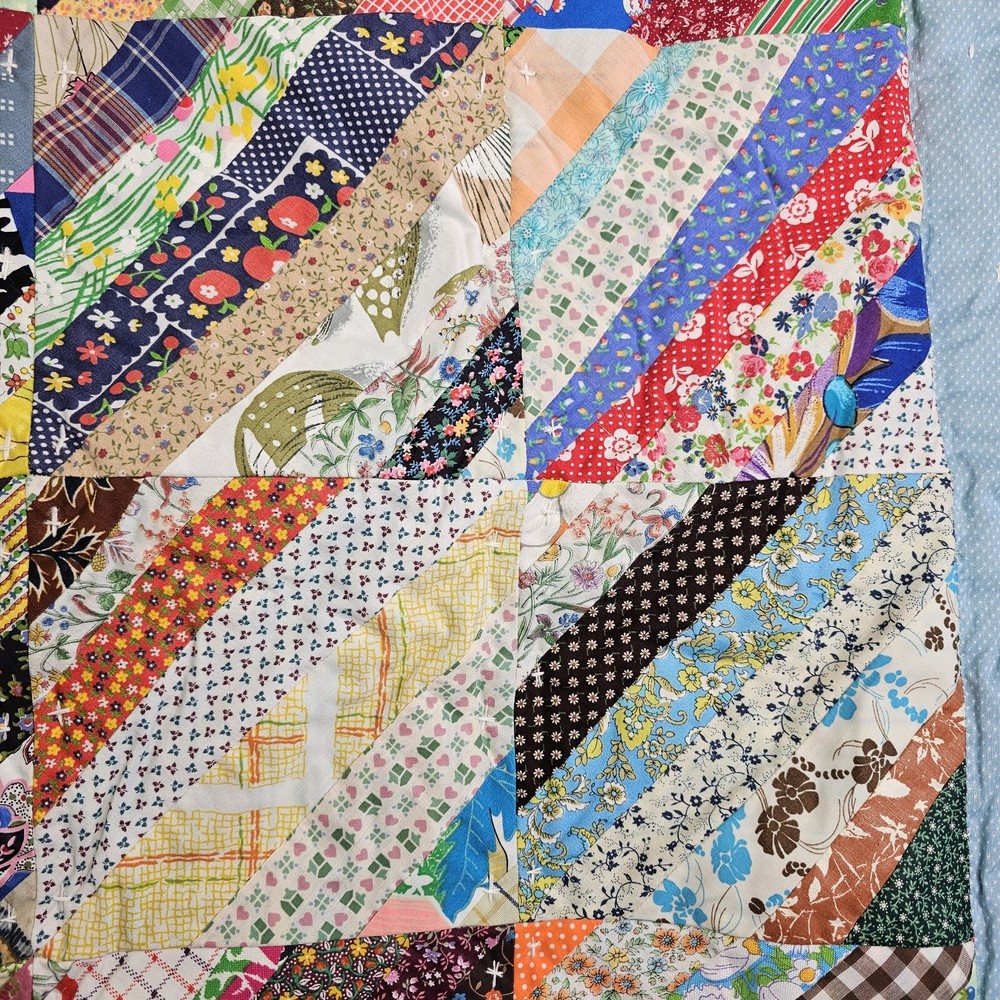VTG Crazy String Pattern Scrap Handmade Quilt NOS Colorful Patchwork 84x92