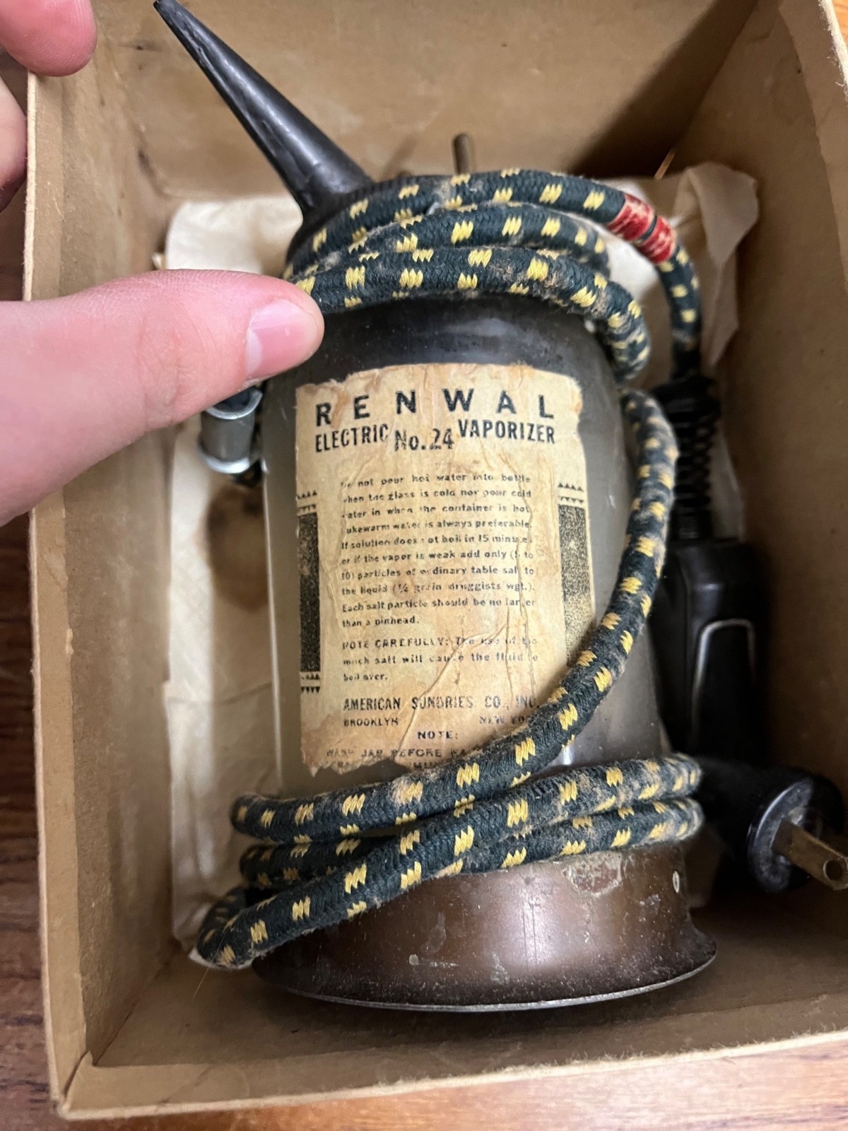Vintage Renwal Electric Vaporizer No. 24 with Box Medical Device Instrument
