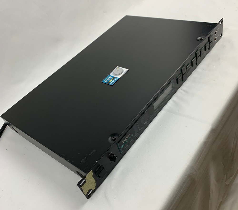 Yamaha SPX90 II Studio Multi-Effects Processor ReverbDelay SPX-90-II SPX90II