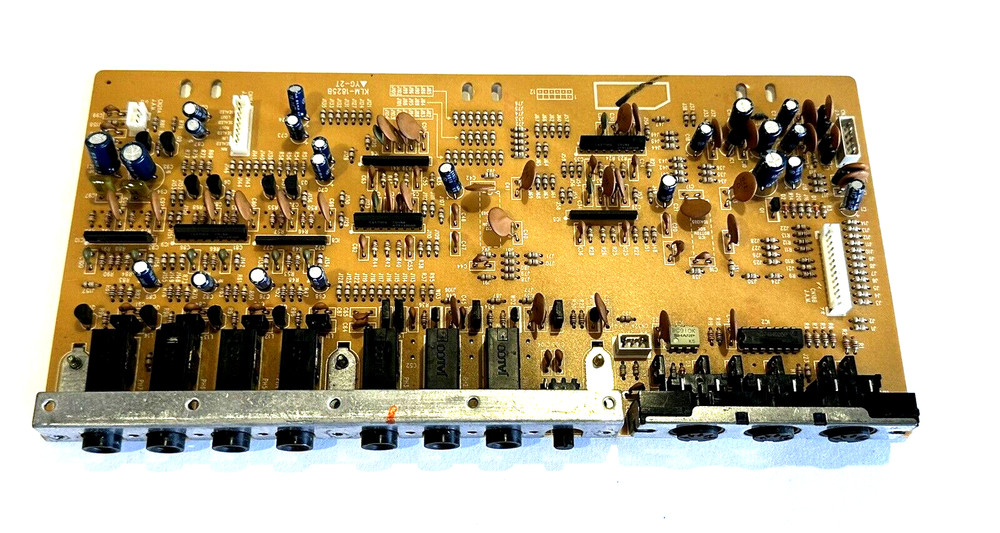 Korg Trinity V3, Trinity Plus, Trinity Pro, Audio Jack Board....KLM-1825B....#19
