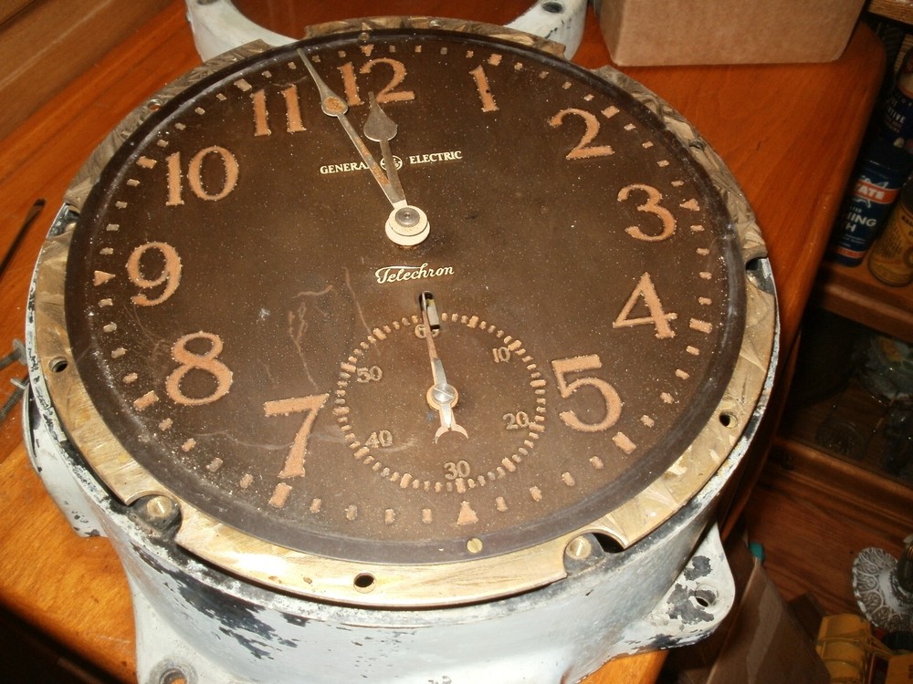 vintage ship clock g. e. complete clock