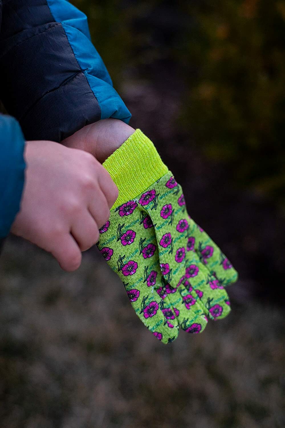 G & F 1823-3 JustForKids Soft Jersey Kids Garden Gloves, 3 Pairs Green/Red/Blue