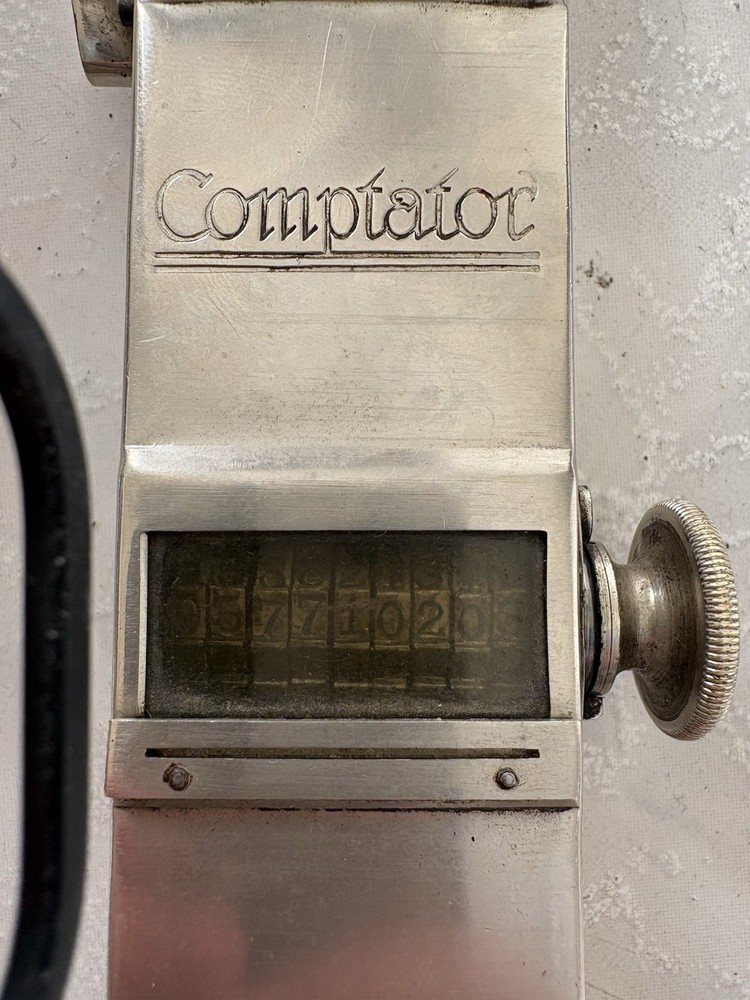 VINTAGE COMPTATOR MECHANICAL CALCULATOR / ADDING MACHINE W CASE