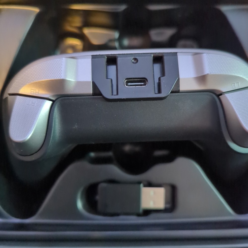 EasySMX X10 Mechanic Master Wireless Controller Silver Black PC Switch