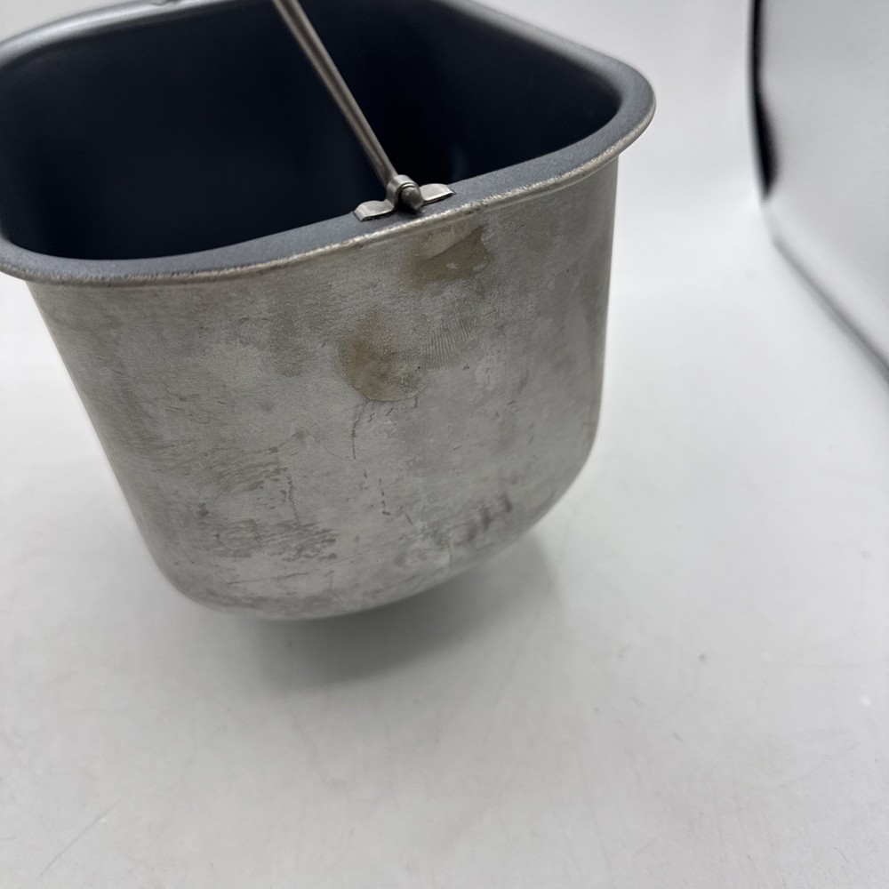 Cuisinart CBK-100 Replacement Removable Bread Pan Handle & Paddle Used