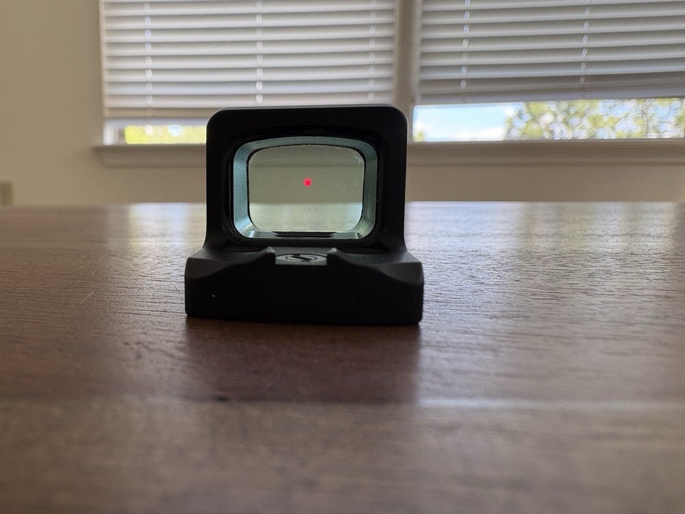 HOLOSUN EPS-CARRY-RD2 Red Dot Sight 2 MOA Dot