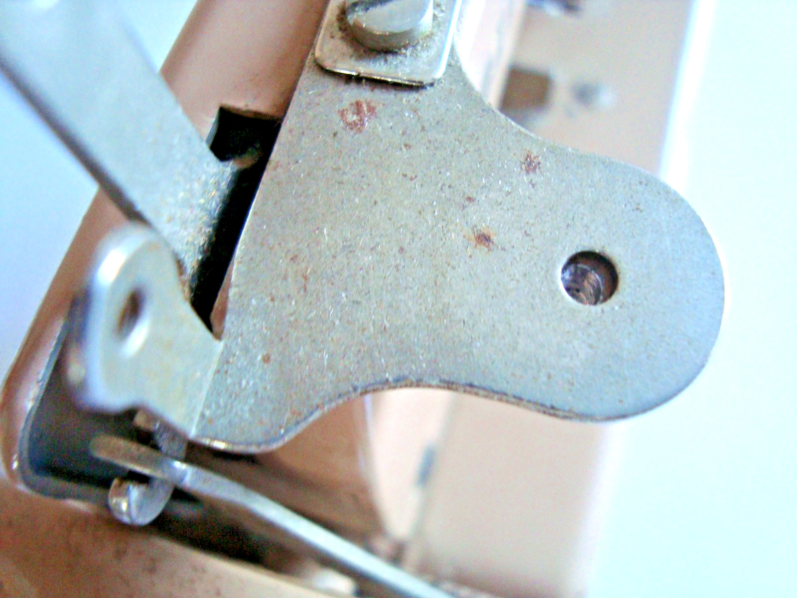 Vintage Singer Sewhandy Model 20 Sewing Machine Child's Toy ~ Hand Crank Metal