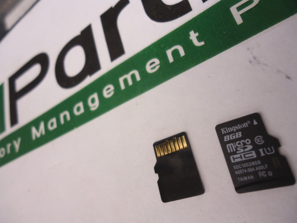 SDC10G2/8GB, Kngston, EVERSENSE SOFTWARE SD CARD, Slightly Used!