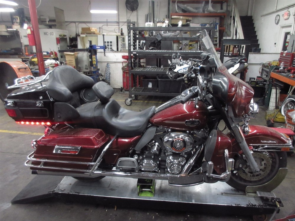 2009 Harley Electra Glide FLHTCUI ABS Pump Anti Lock Brake Module Control Unit