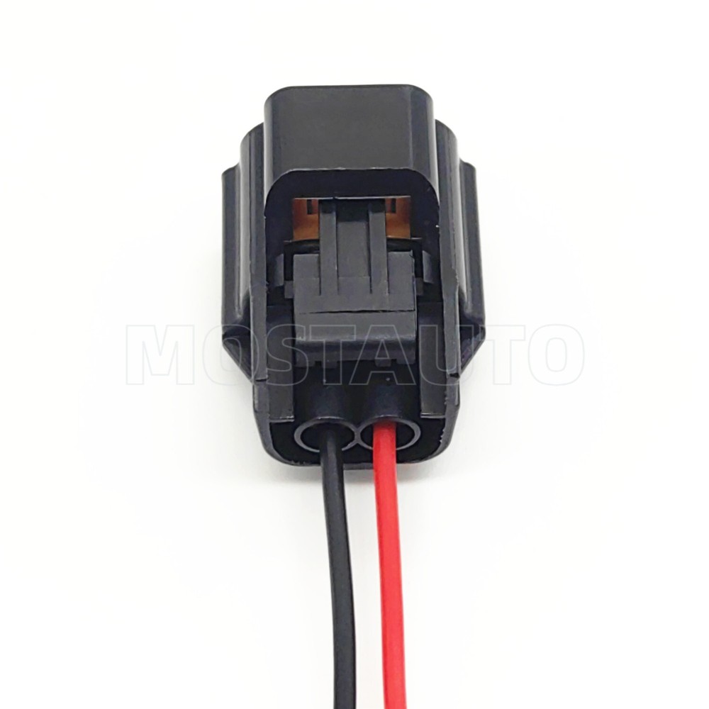 TS10064 ECT Engine Coolant Temperature Sensor Connector Plug For Nissan Infinity