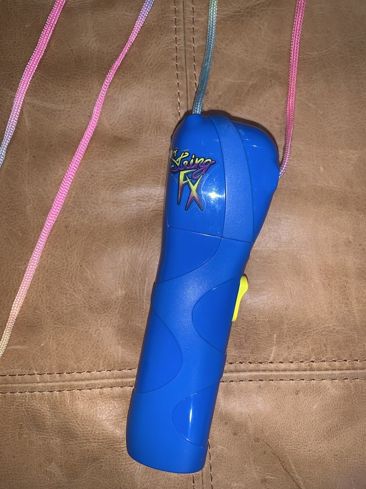 String FX Spin Master 2003 Toy String Defies Gravity Battery Operated Vintage