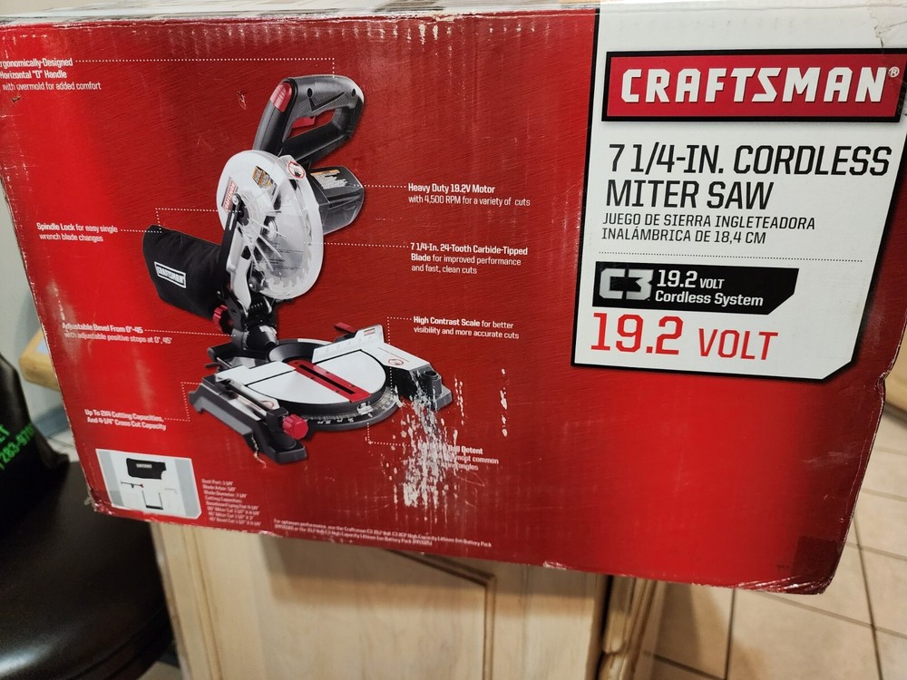 CRAFTSMAN C3 19.2 Volt 7 1/4" Cordless Compound Miter Saw