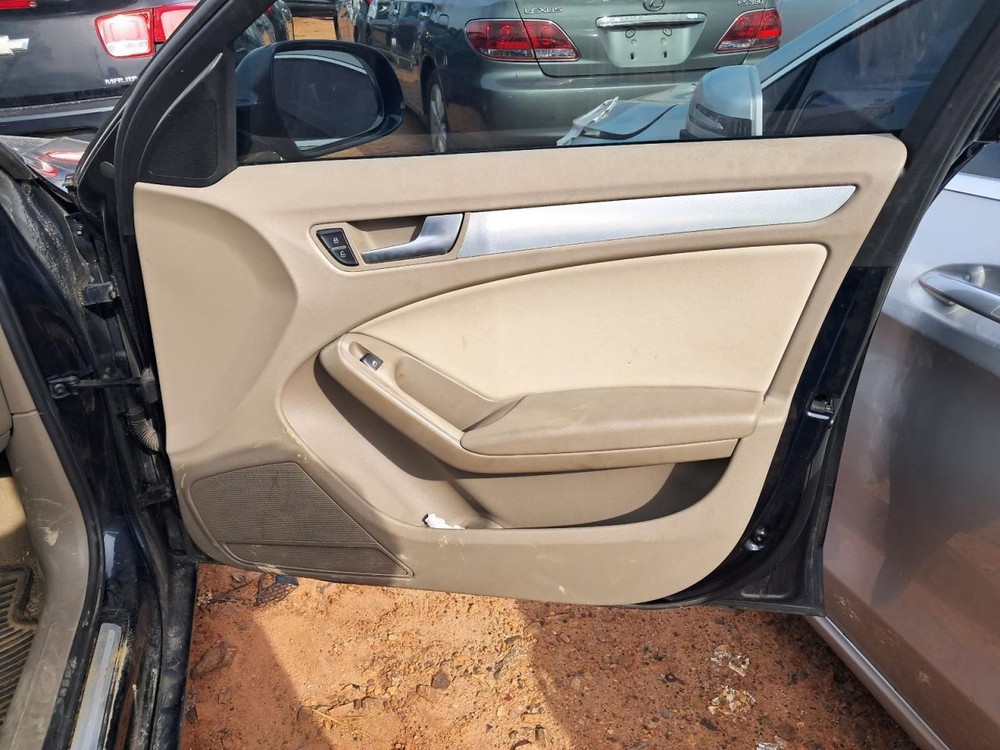 A4 AUDI 2010 Glove Box 5014125