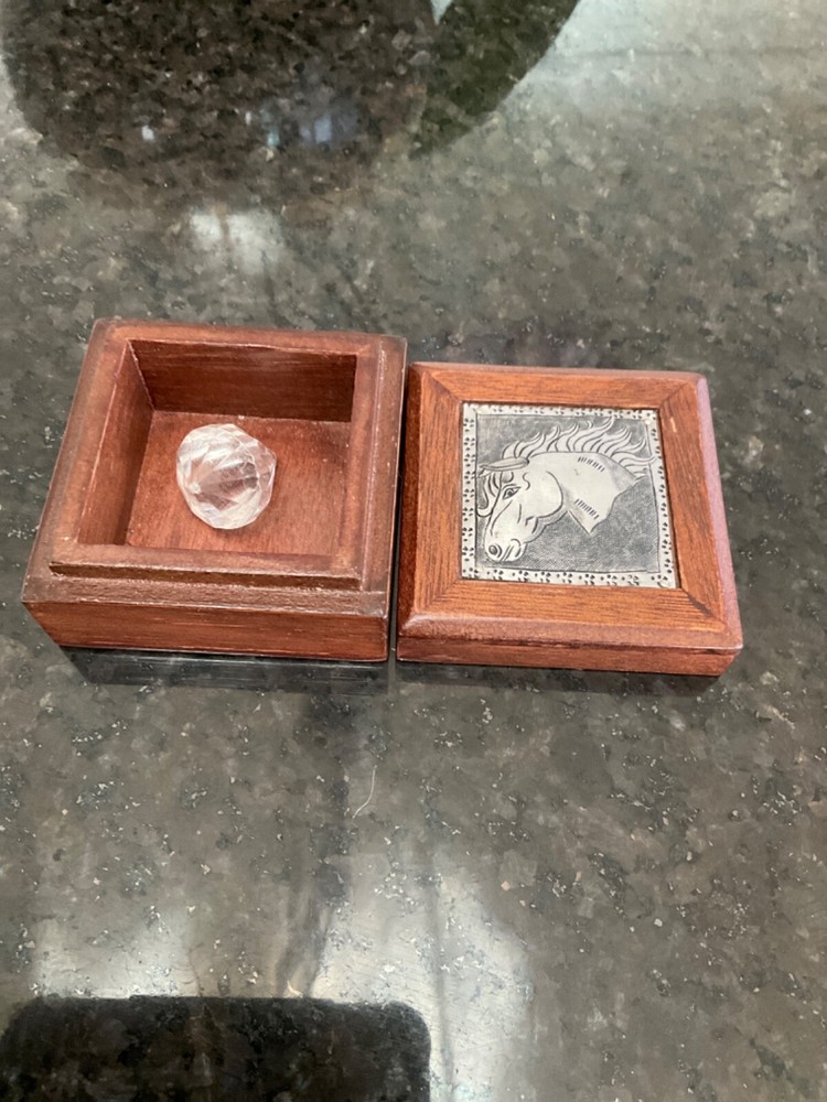 Mini Box size:2.5"x2.5"x1.5"