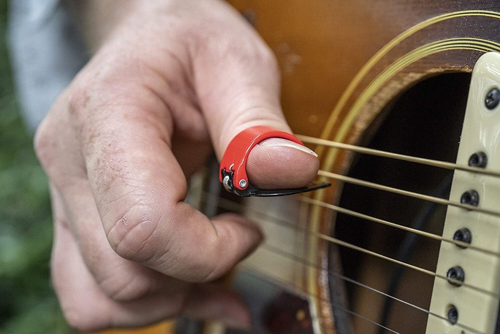 Black Mountain Picks Adjustable Thumb Pick, Medium 1.0mm Nylon, Beveled Edges