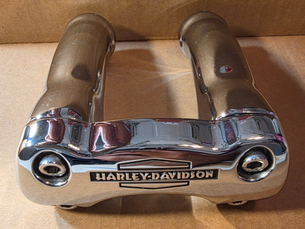 Genuine Harley Davidson 1" Handlebar Chrome Pullback Risers Clamp Bar Shield