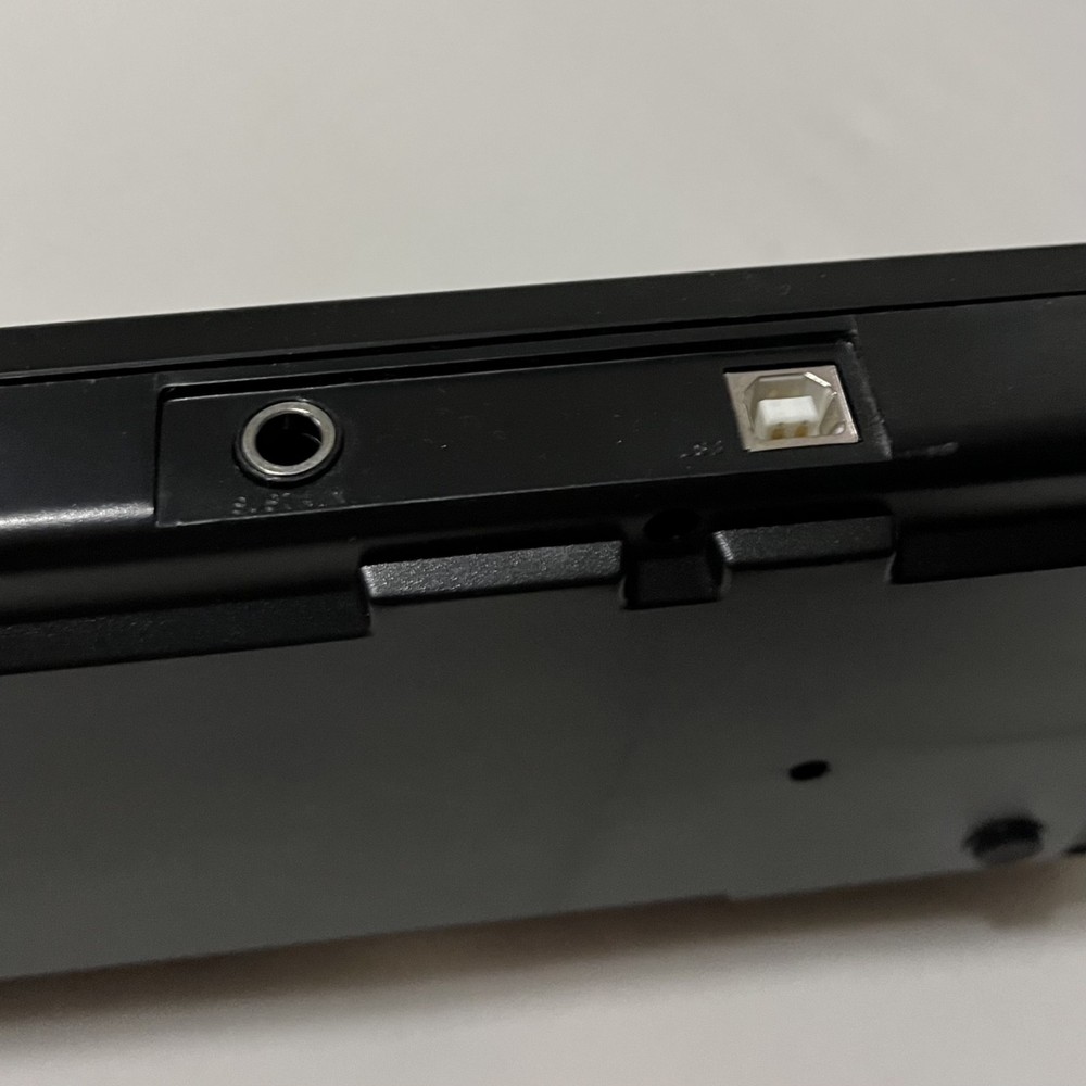 MidiTech i2-mini 32 USB Controller MIDI Keyboard