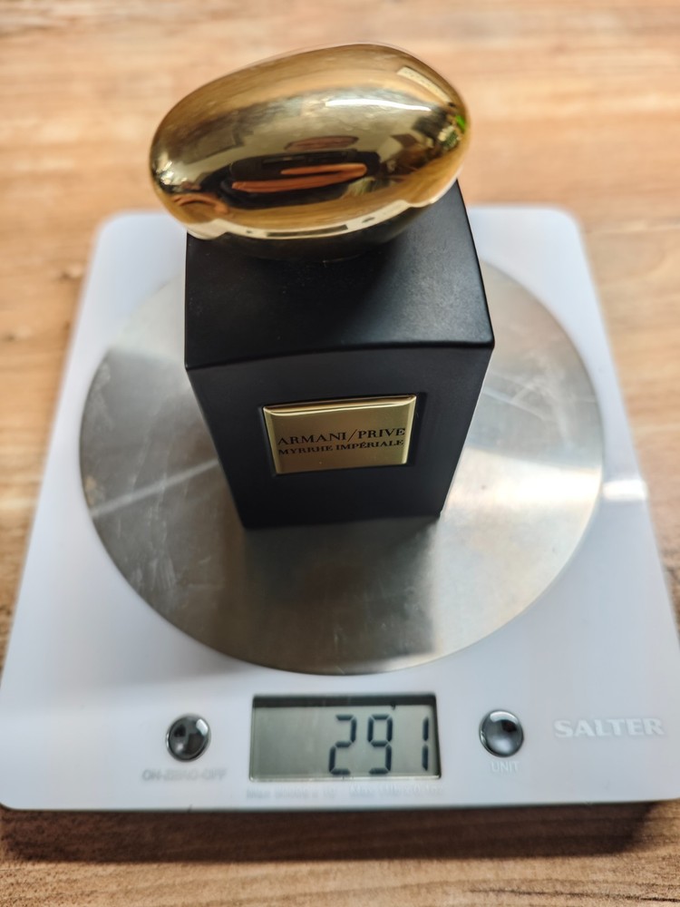 Armani prive myrhh imperiale