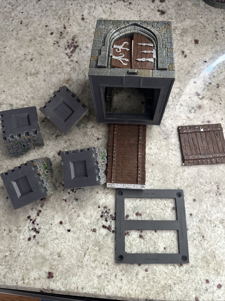 Dwarven Forge Castle Builder Gatehouse With Electric Light Option