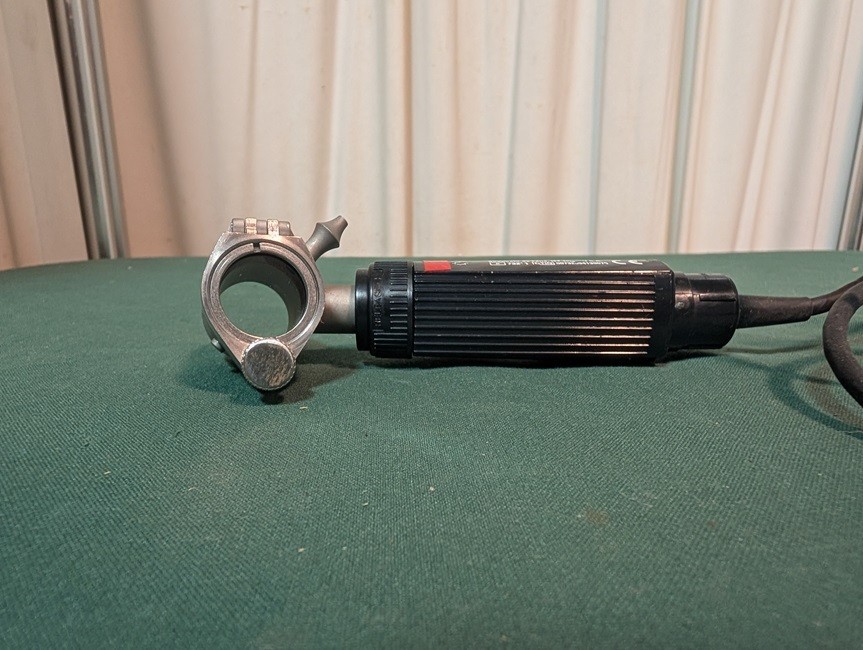 Welch Allyn 73211 Halogen Light Handle