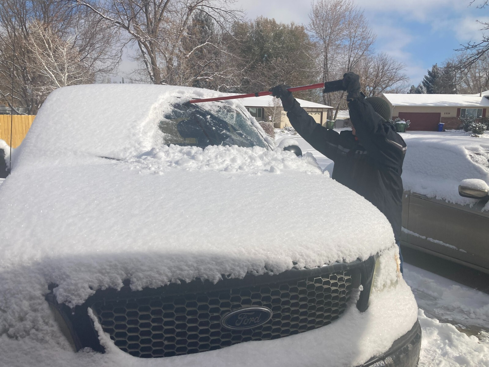 Extendable Car Windshield Ice Snow Scraper, Super Long, Brass Metal Blade, Brush