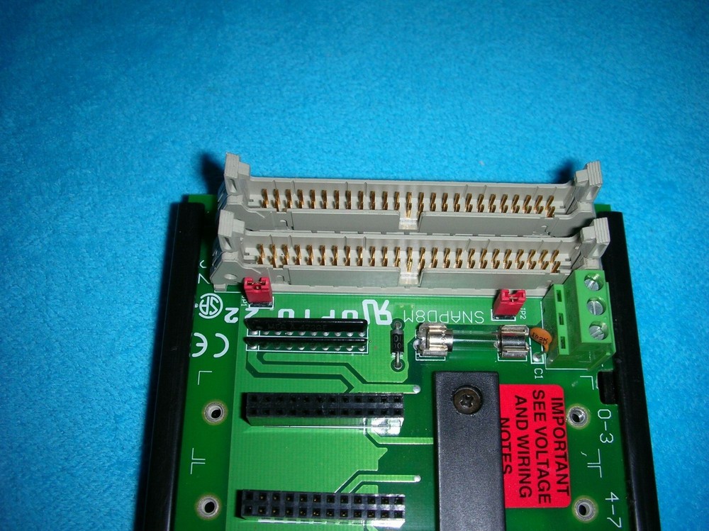 1PC USED OPTO22 SNAPD8M
