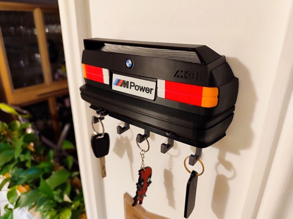 e30 M3 key hanger custom art