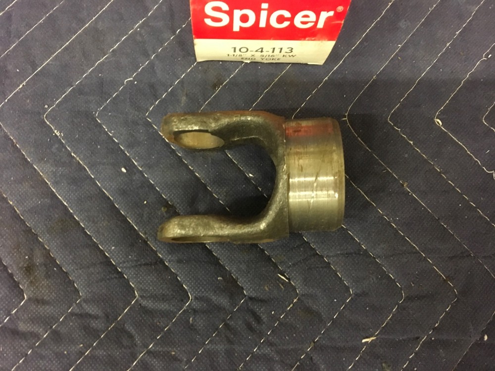 Spicer 10-4-113 PTO End Yoke