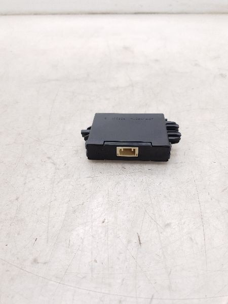 16-17 TOYOTA PRIUS THEFT-LOCKING SECURITY CONTROL MODULE ECM ASSEMBLY