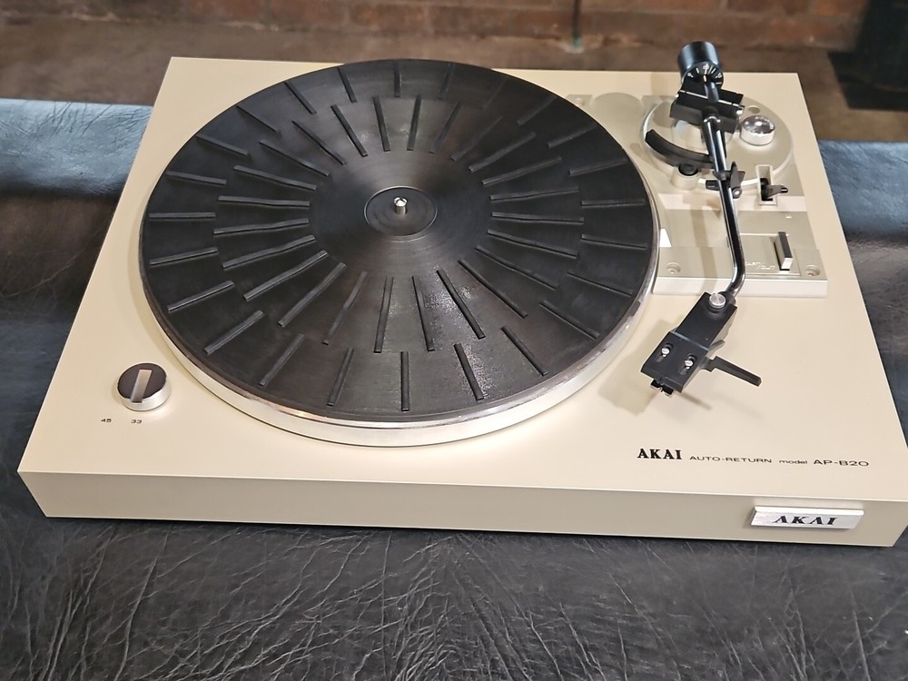**READ & REVIEW** AKAI AP-B20 Auto-Return Turntable & User Manual